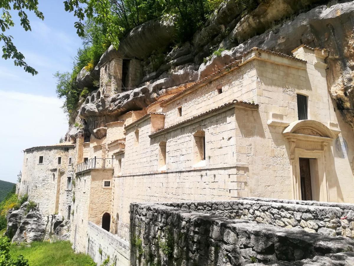 Hotel Panorama San Valentino in Abruzzo Citeriore Kültér fotó