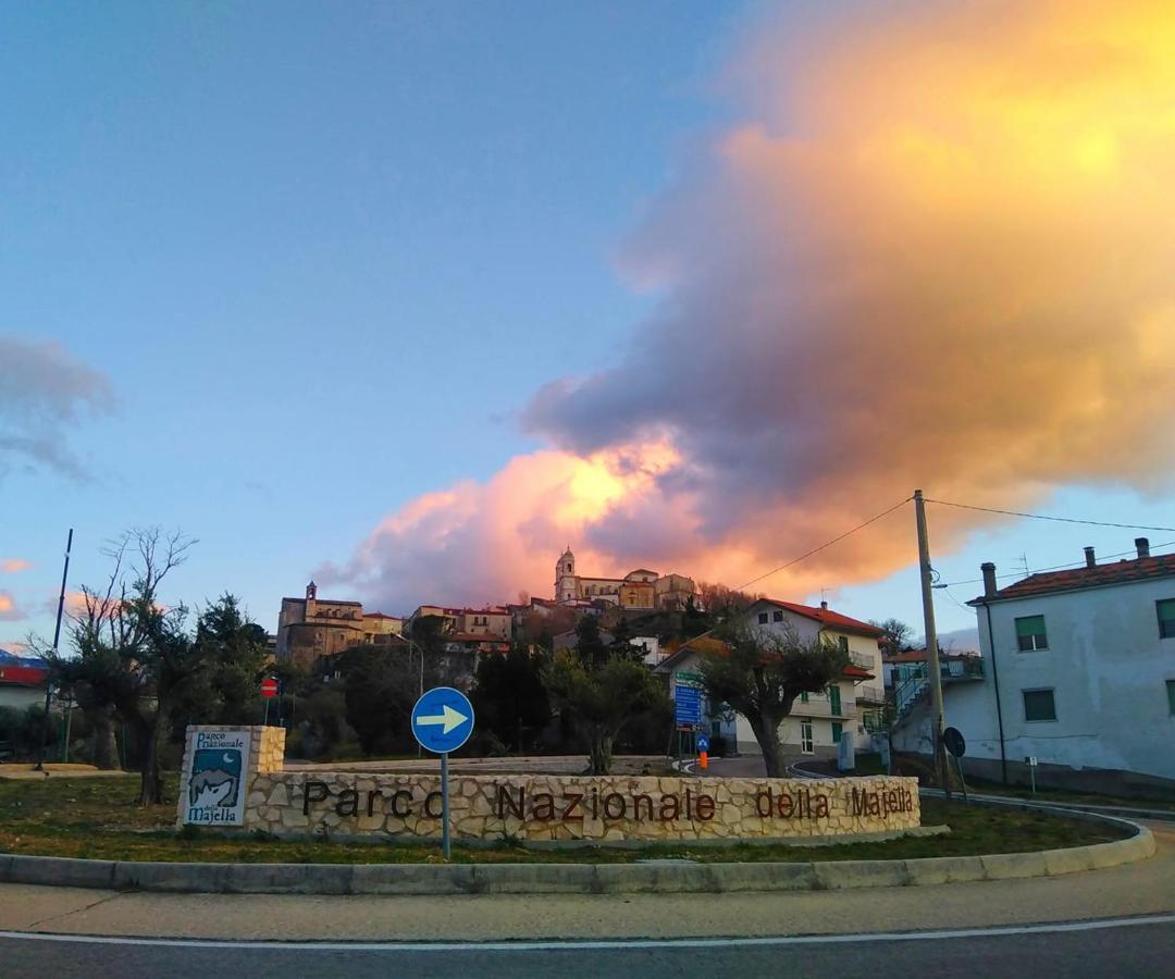 Hotel Panorama San Valentino in Abruzzo Citeriore Kültér fotó